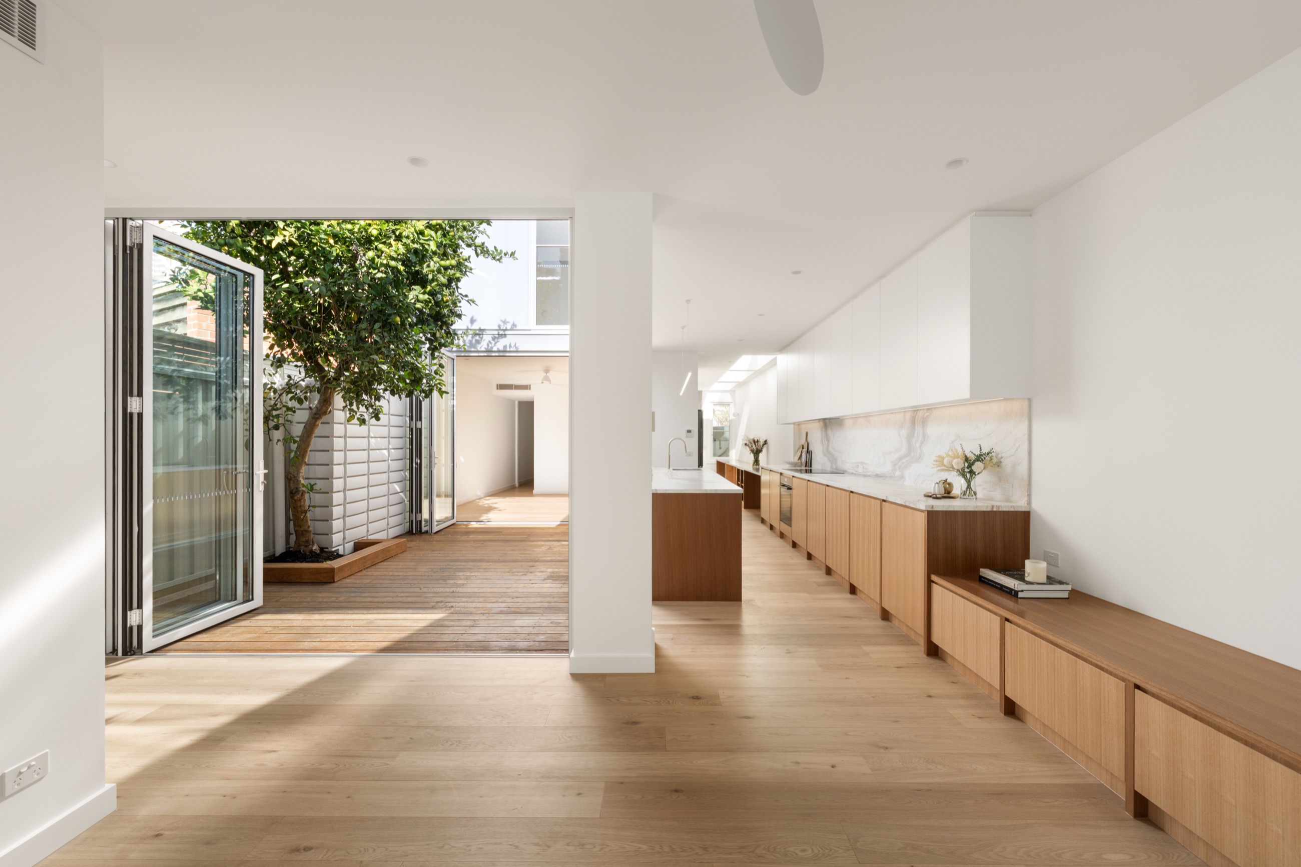South Melbourne - Image 19